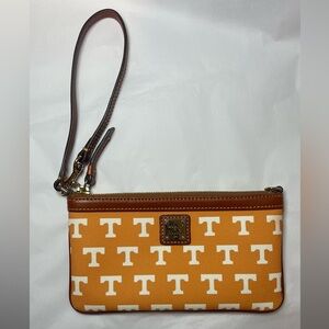 Dooney & Bourke TN Vols Large Slim Wristlet